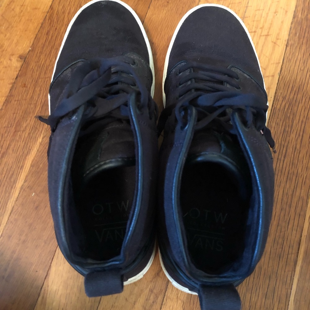 Vans Hightop Off the Wall - Picture 2 of 5